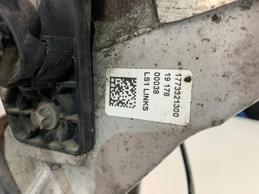 фото №8, Mercedes a35 amg w177 поворотный кулак левая рычаг a1773321300