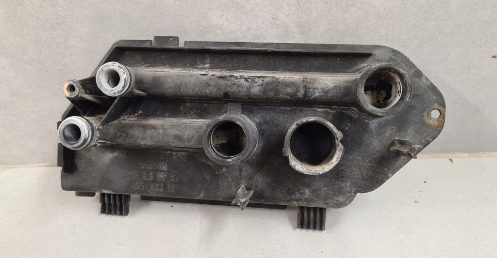 Купить Основание радиатор масла range rover iii l322 4.4 v8 7503692