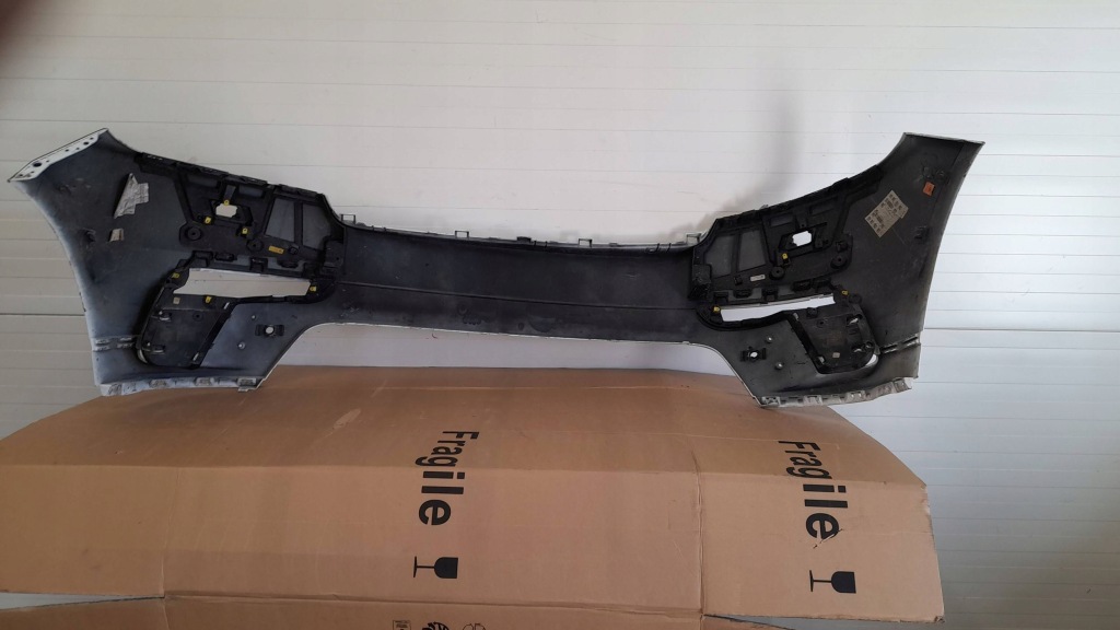 Бампер передний land rover range rover velar r-dynamic 17- pdc j8a2-17f003 Оригинал