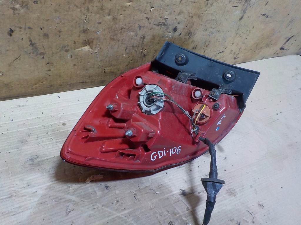 фото №7, Ceed ii 1.6 лампа правая задняя