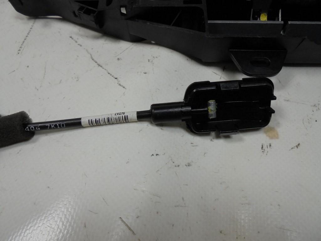 Замок дверь правый перед кассета каркас ручка 805022764r renault captur 15r Доставка