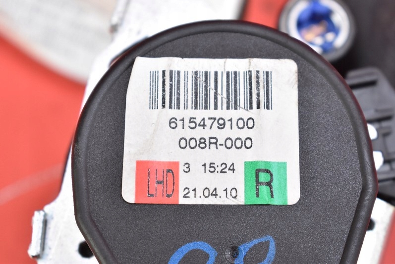 фото №6, Pas безопасности правый перед 3t1857702 skoda superb 2 ii 08-13