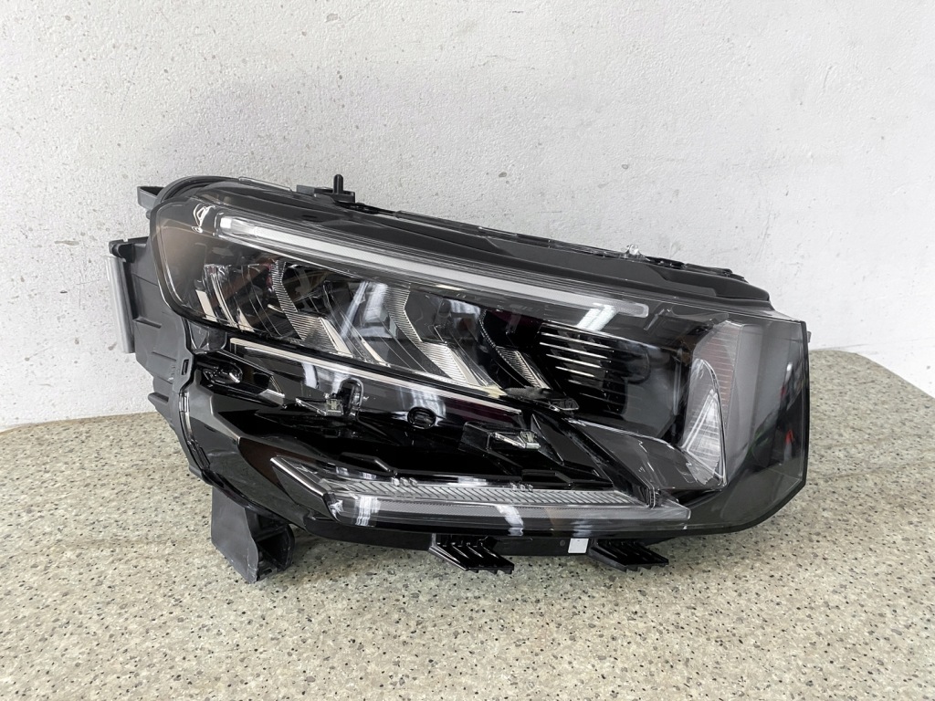фото №1, Лампа правая правый перед citroen berlingo iv lift 2024- full led 9852932780