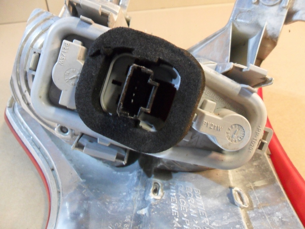 фото №11, Лампа задняя левая citroën c4 picasso