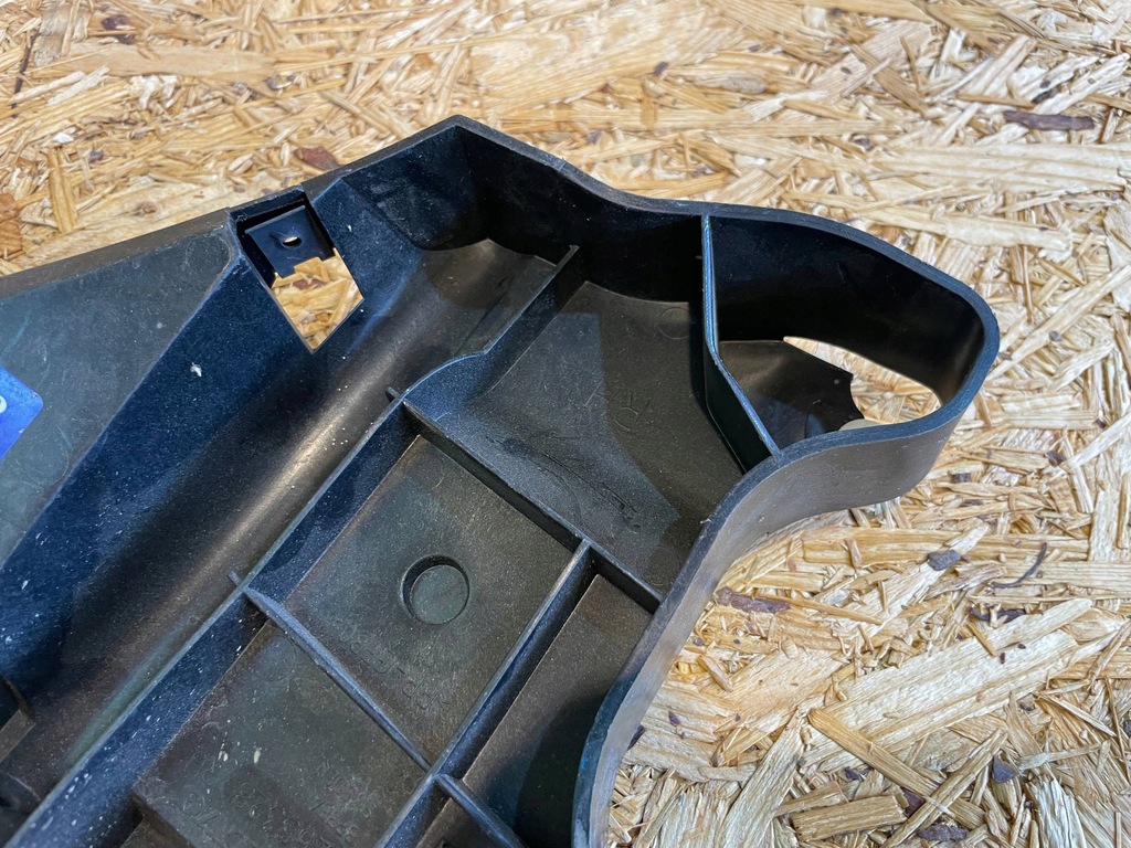 фото №9, Volvo v70 v-70 iii 3 07-16 направляющая кронштейн кронштейн бампера правый задняя задний