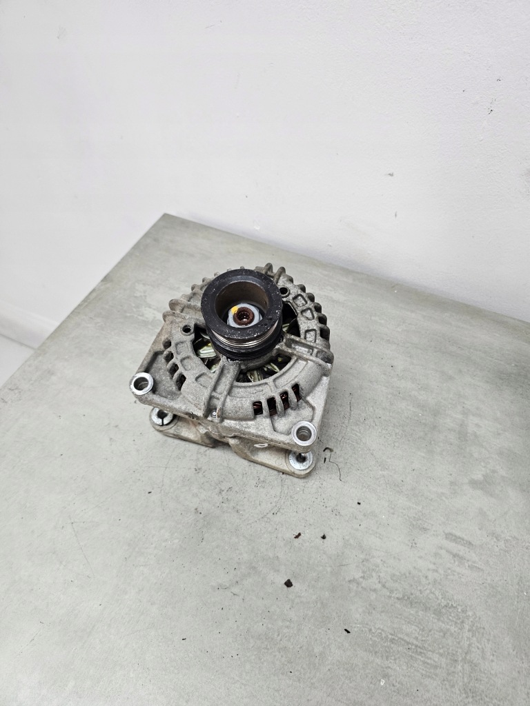 Генератор astra h 1.8 бензин 13229985 Доставка