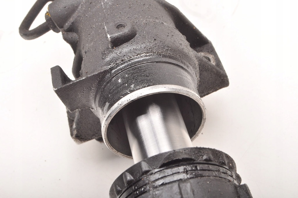 фото №10, Volvo s60 i v70 ii xc70 2.4 d5 рулевая рейка europa 7852501929