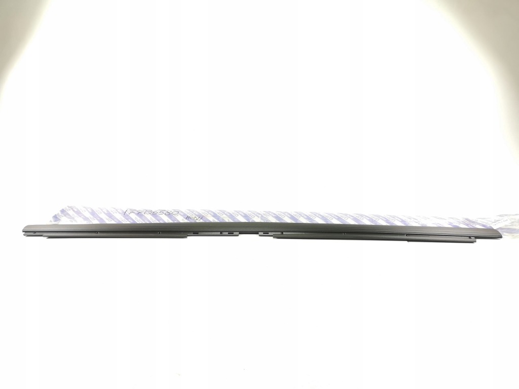 фото №1, Накладка порог правая fiat croma i lancia thema aso