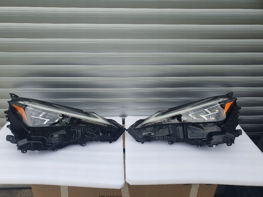 Купить Lexus ux 2018- фара передняя левая правый  full led