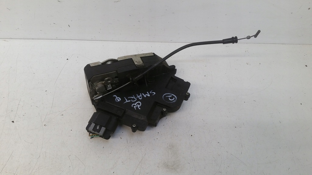 фото №1, Замок правий перед 4547200035 smart forfour