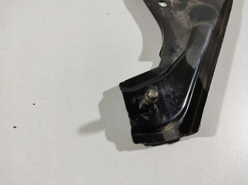 фото №8, Infiniti q50 13- кронштейн кронштейн подрамник правая