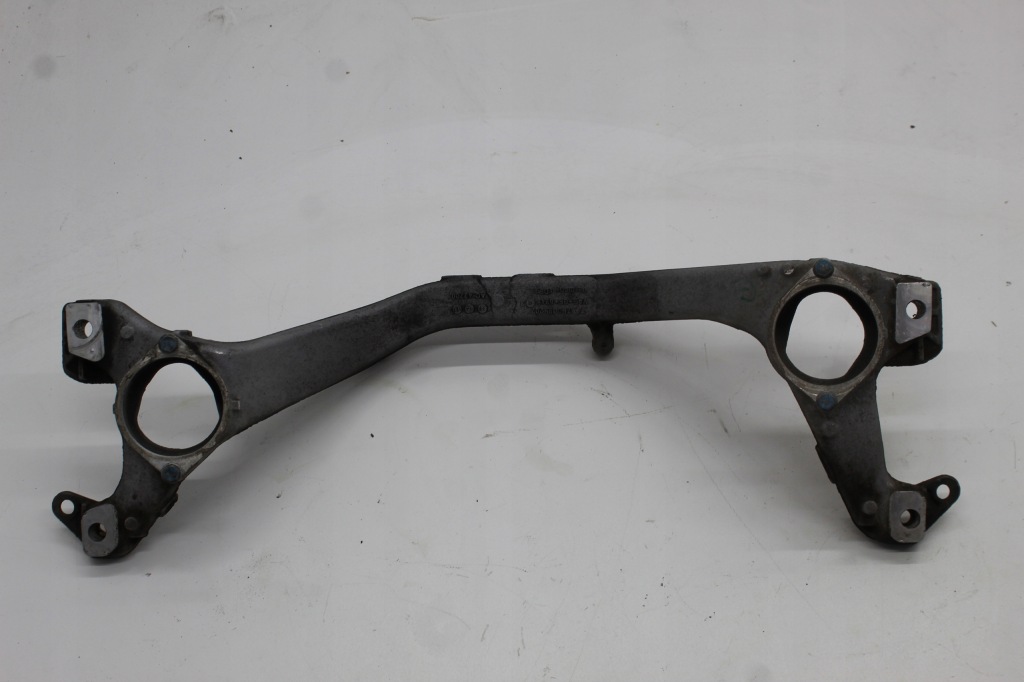 фото №1, Vw touareg 7p кронштейн двигателя 7p0199207