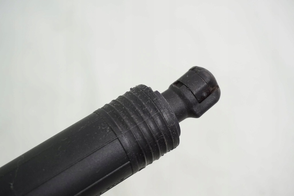 фото №8, Привід кришки багажника vw passat b8 3g9827851a