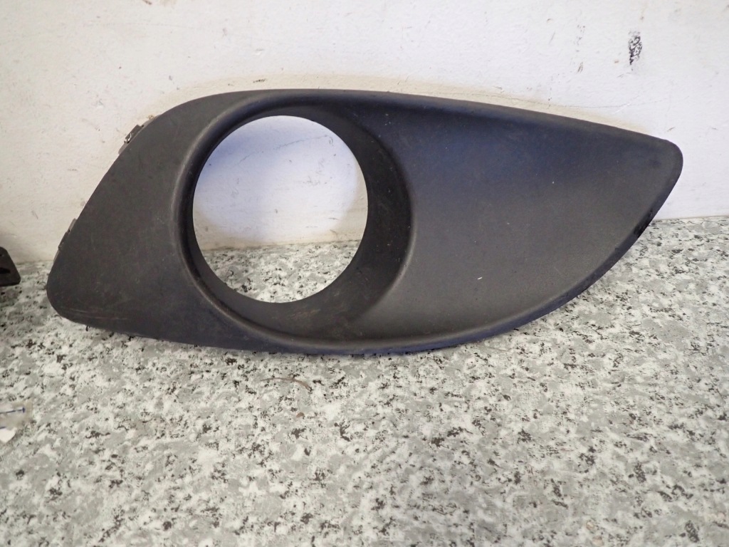 фото №1, Suzuki alto 09-14 рамка протитуманної фари lewego решітка заглушка