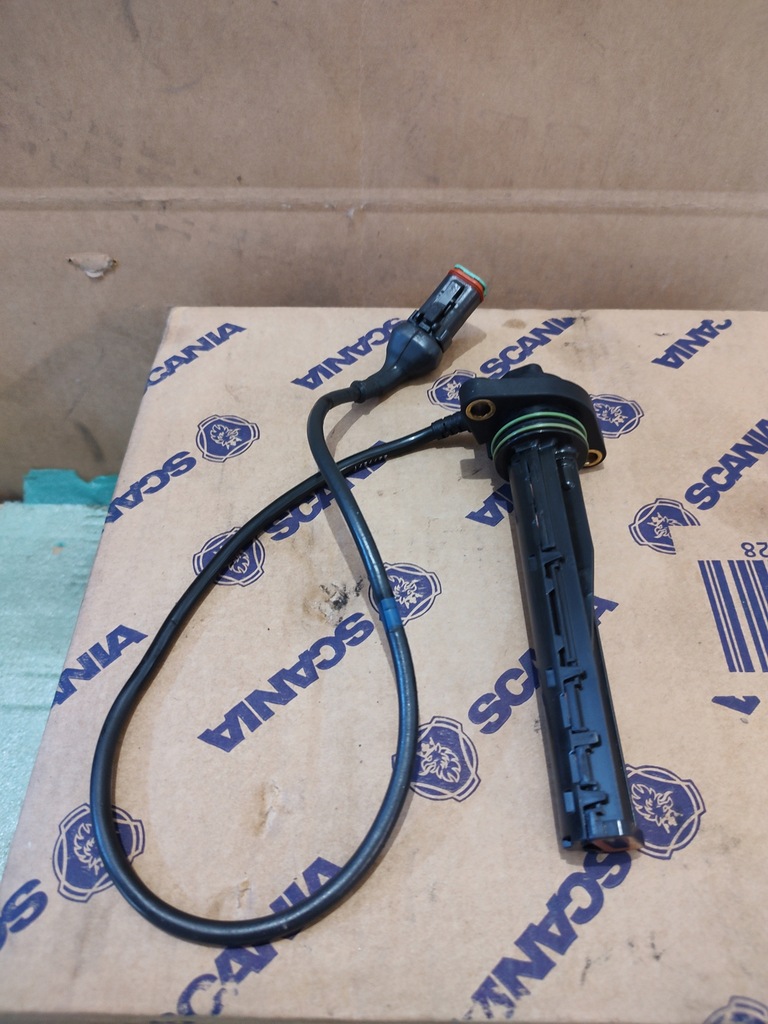 фото №1, Датчик уровня масла scania r 2277271