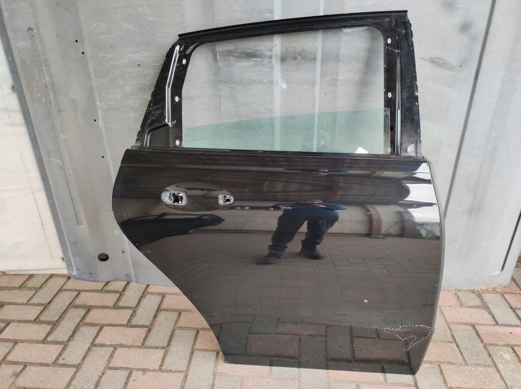 фото №1, Двері mercedes bklasa b klasa w247 247 задня правий з скло -