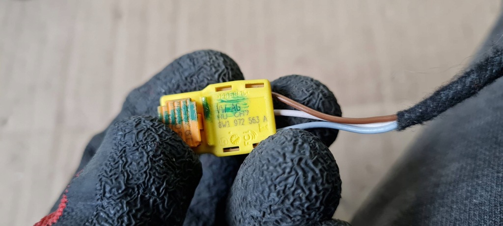 фото №5, Sq8 4m rsq8 q8 штекер колодка подушка безпеки 8w1972563a a4 b9 8w a5 q7 4m a6 c8 a7