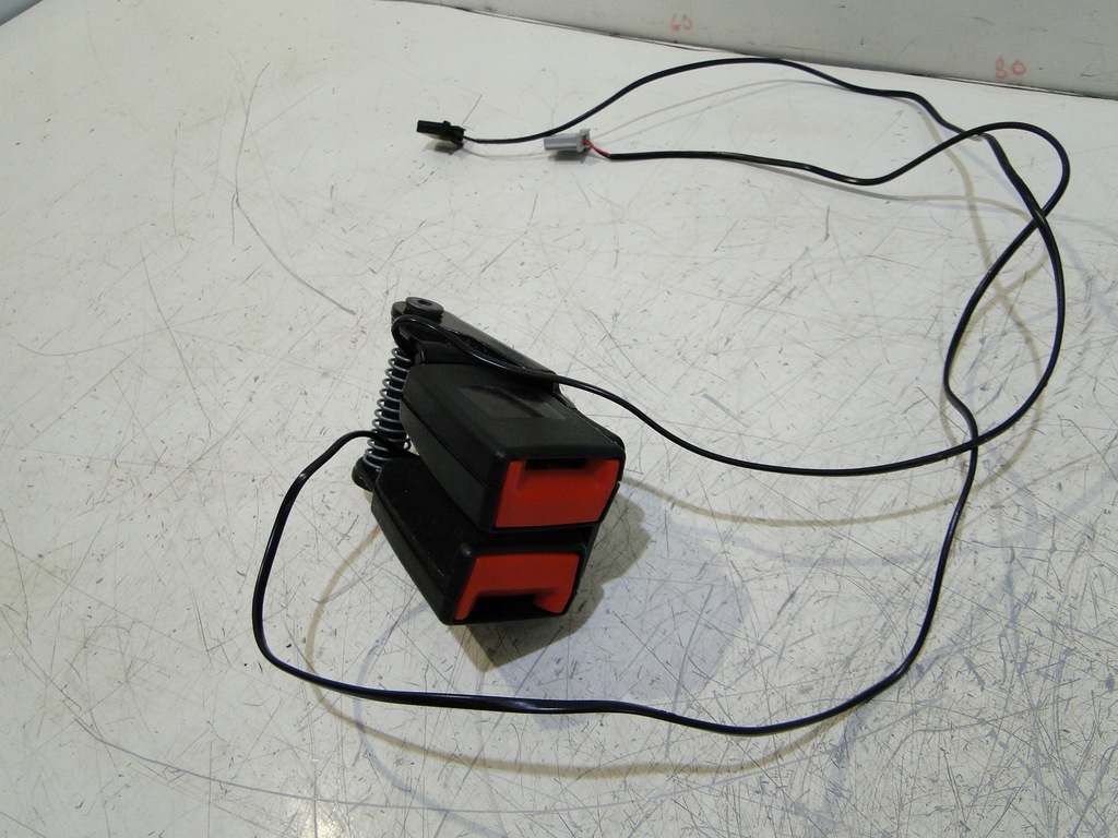 фото №8, Кліпса замок ременів задня opel adam 13357735