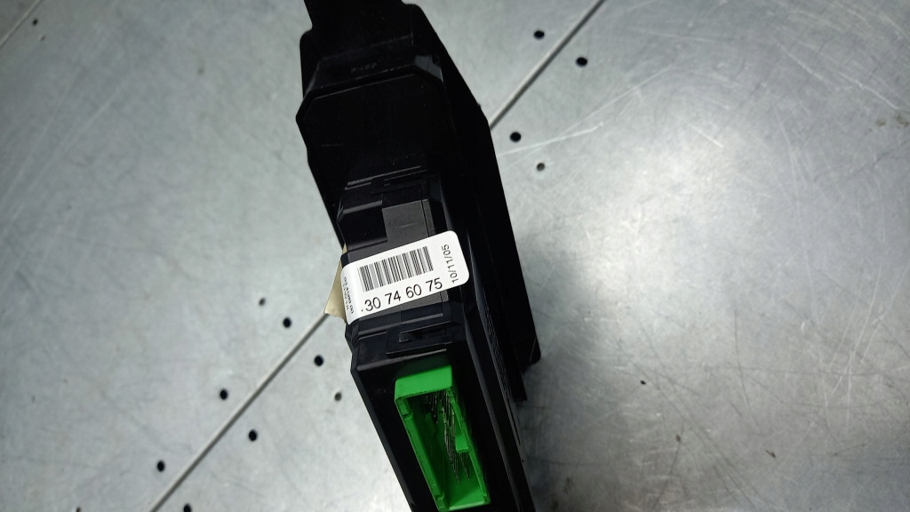 фото №6, Переключатель правый перед volvo v70 ii lift 05r 2.4b 9401805/30746075