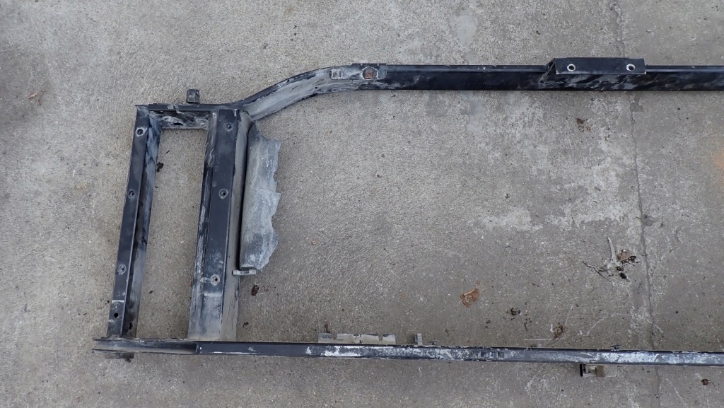 Кронштейн радиатора cadillac escalade ii 15074428 Недорого