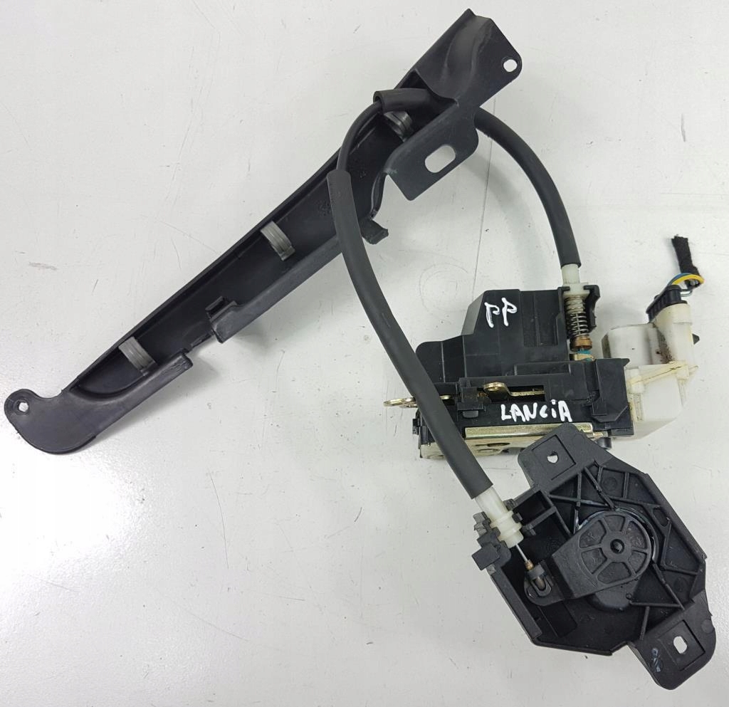 фото №1, Замок двері правий lancia ypsilon europa