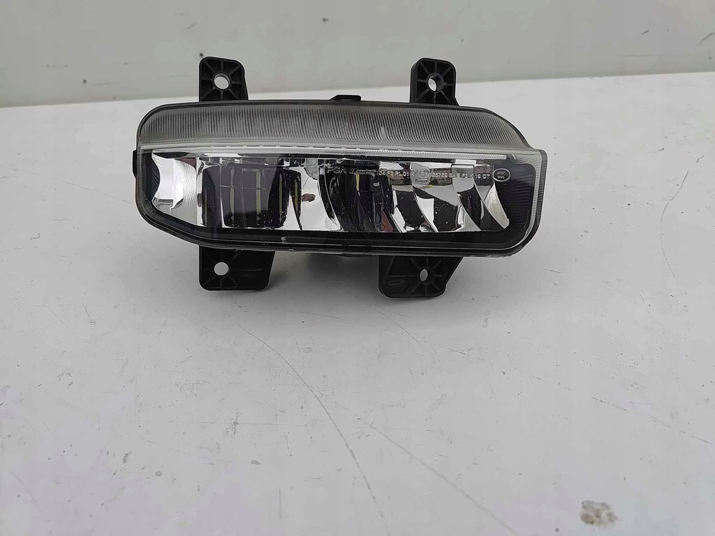 фото №1, Dodge ram 19- протитуманна фара led drl правий 3839