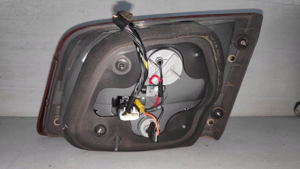 фото №14, Лампа задняя w крышка правая + левая kia magentis ii