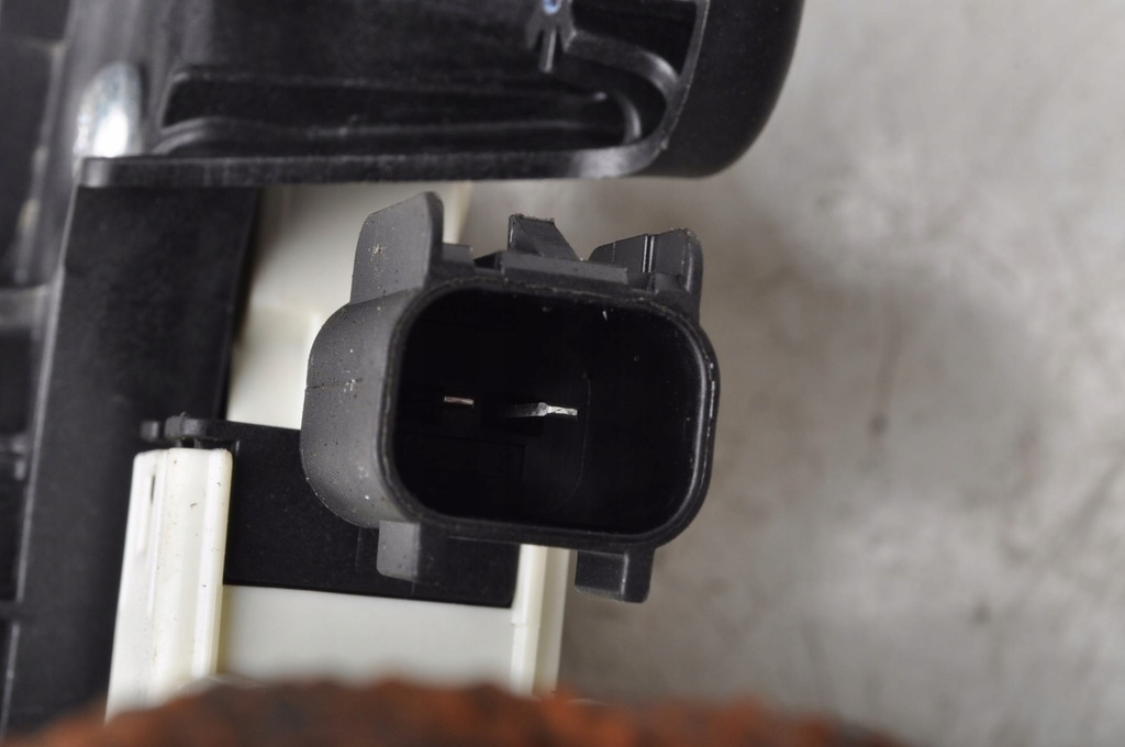 фото №6, Defender l663 подъемник стекло правый перед 3d 21r