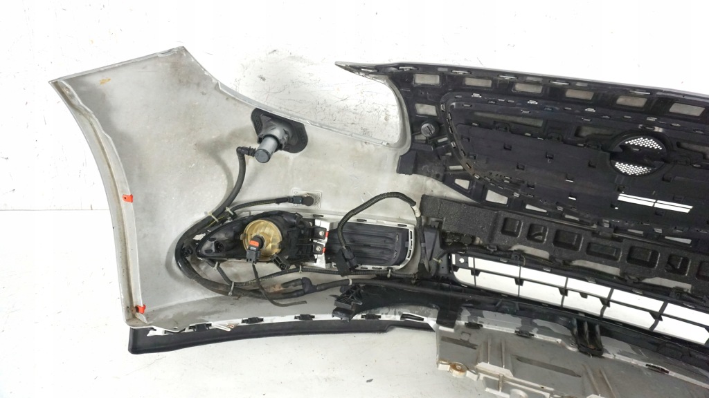 Бампер перед передний решётка  opel insignia 1 a 08-13 ксенон pdc z176 2008- Недорого