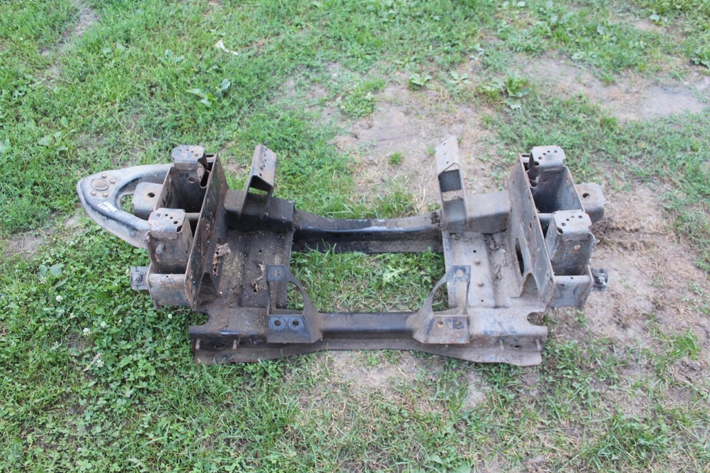 фото №8, Подрамник подрамник балка подрамник подрамник nissan cabstar 2.5dci