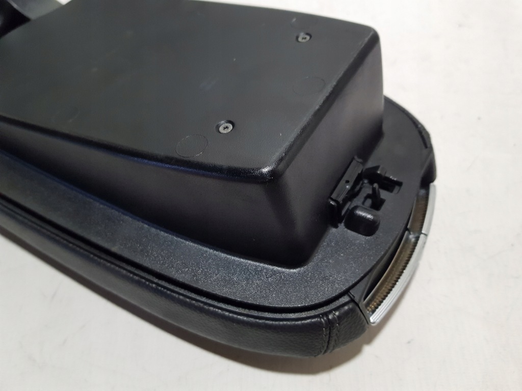 фото №6, Подлокотник крышка замок mercedes ml w164 gl x164 туннель