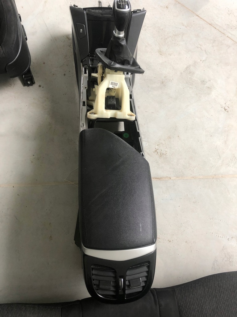 фото №8, Сиденья заднее сиденье туннель hyundai i40 sedan