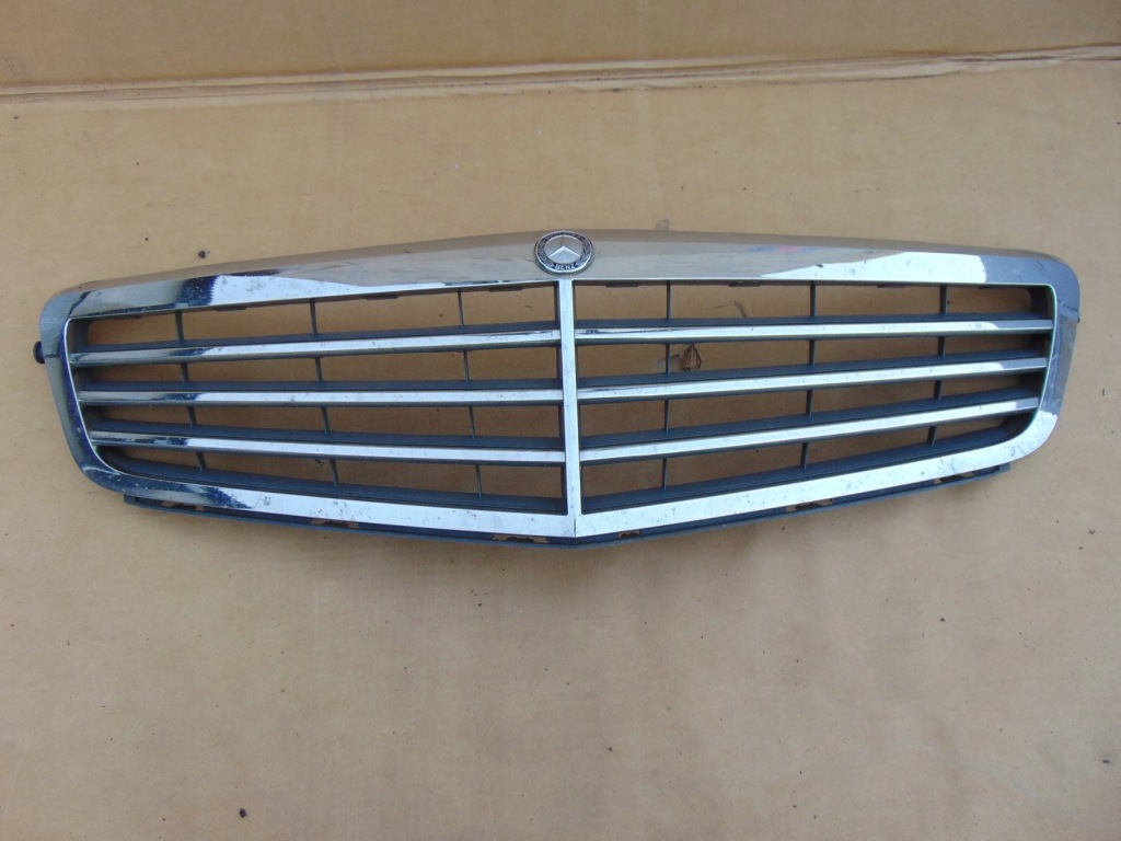 фото №1, Решітка радіатора решітка радіатора mercedes w204 a2048801283