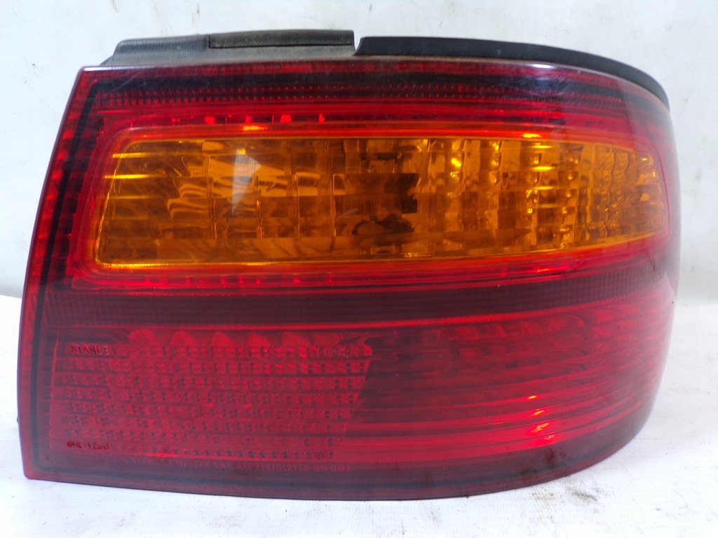 фото №1, Лампа задняя задняя правая toyota avalon