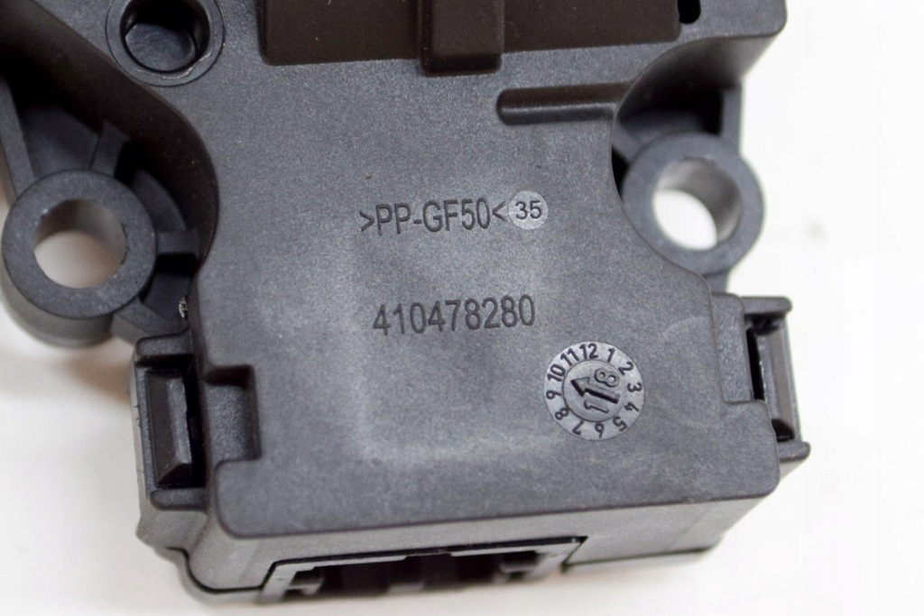 фото №8, Привід двигуна кришки обігріву салону land rover discovery l462 4104782