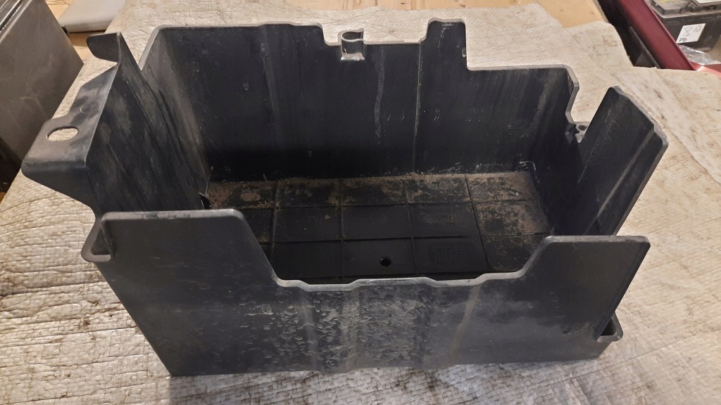 фото №1, Civic ix 12-16 1.6d корпус аккумулятор