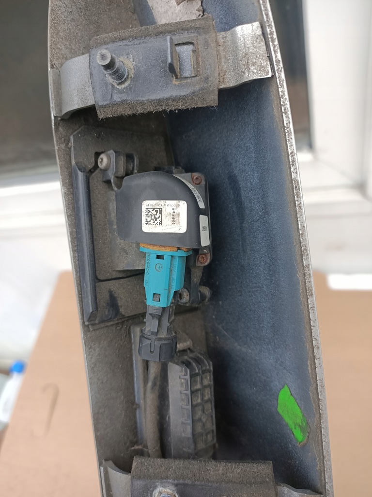 фото №8, Ford c-max mk2 ii молдинг blenada мікровимикач кришки багажника задня pod камера