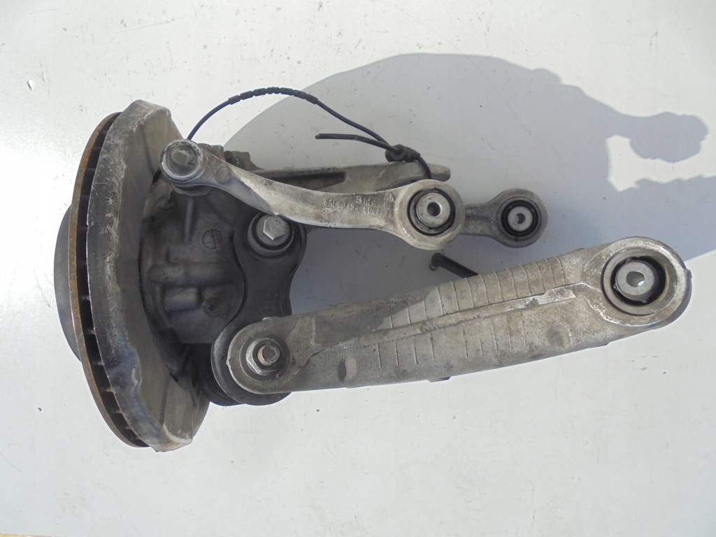 фото №5, Bmw e70 e71 x5 поворотный кулак правая задняя 6770984