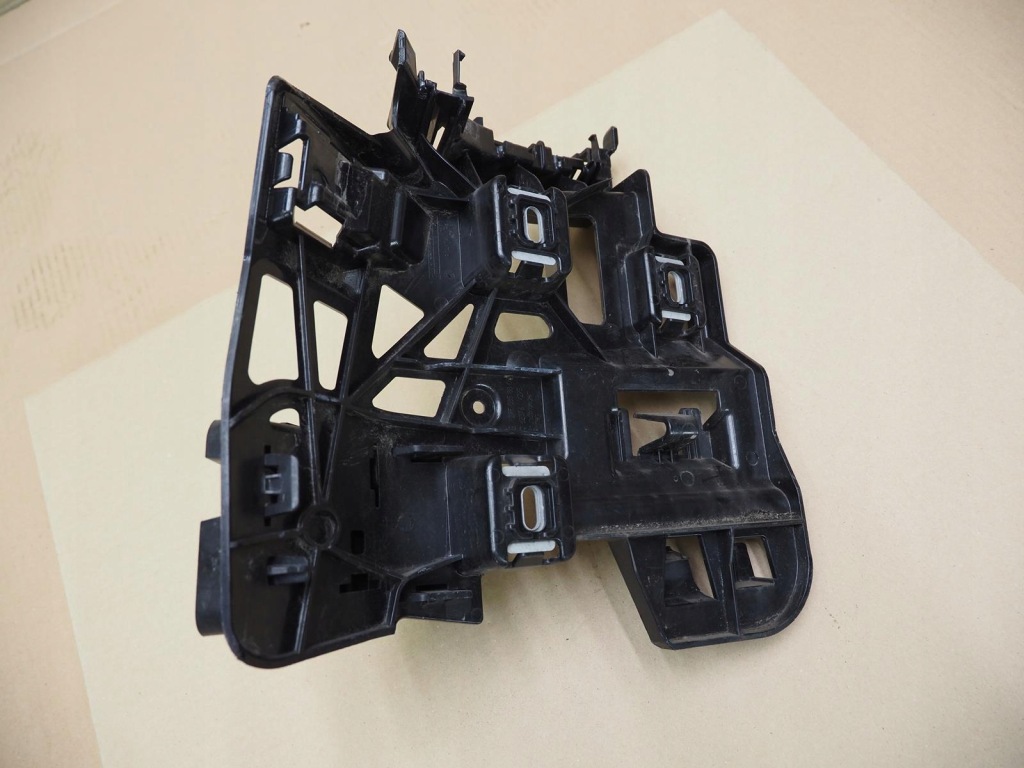 Mercedes eqe v295 напрямна кронштейн задні праве оригінал a2958858800 Зі Шроту