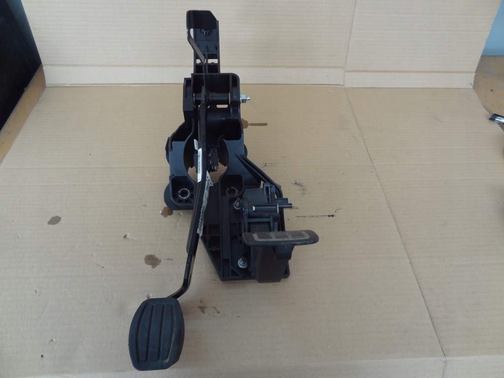 фото №1, Педаль гальма педалі 9820641680 citroen c5 aircross kpl