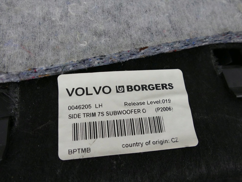 фото №10, Volvo xc90 i lift обшивка багажника левый обивка