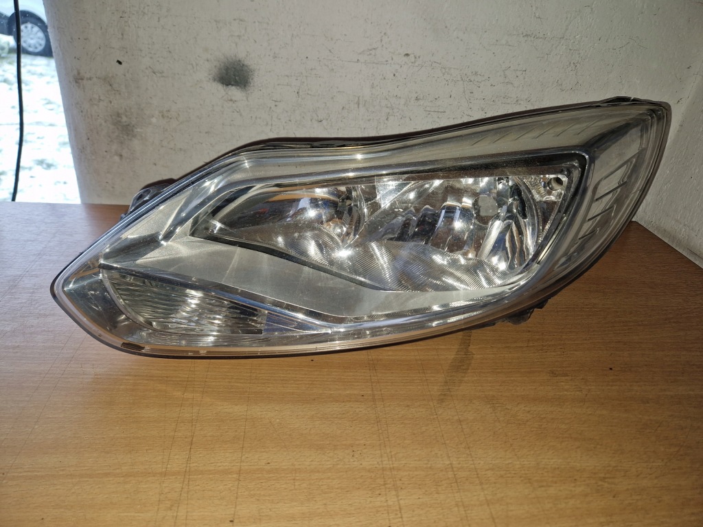 фото №1, Лампа левая ford focus mk3 светлая bm51-13w030-na eu.