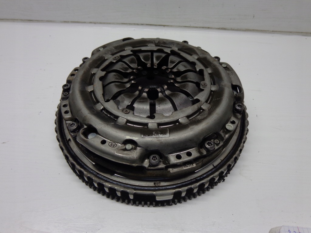 фото №1, | dacia duster ii 2 17- 1.3 tce набор сцепление прижим двухмассовый маховик 123100461r