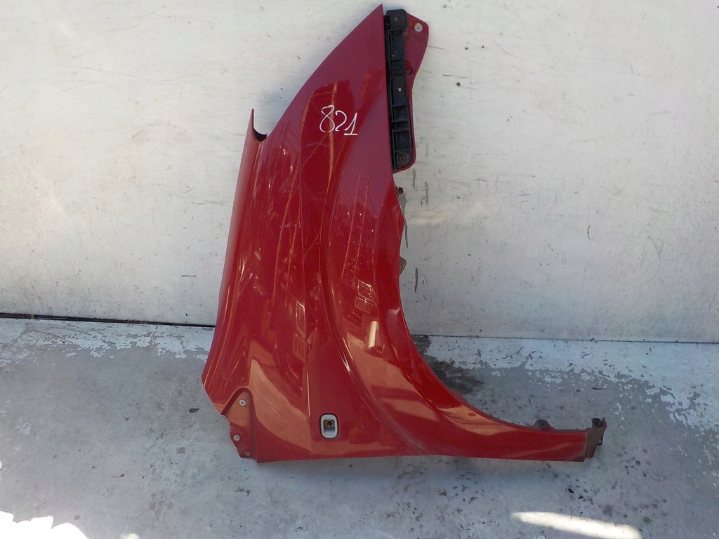 фото №1, 821 toyota corolla verso крыло правый перед