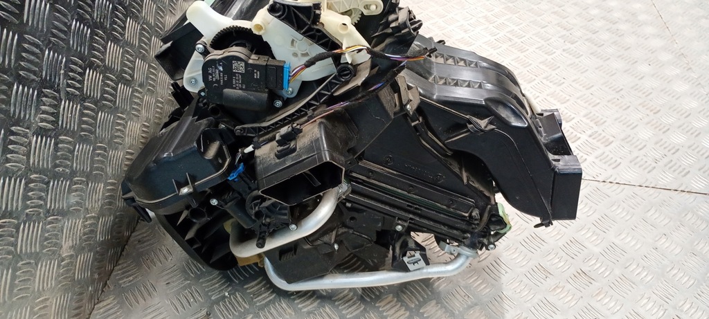 фото №4, Отопитель воздуходувка vw t-roc 5wb816005f