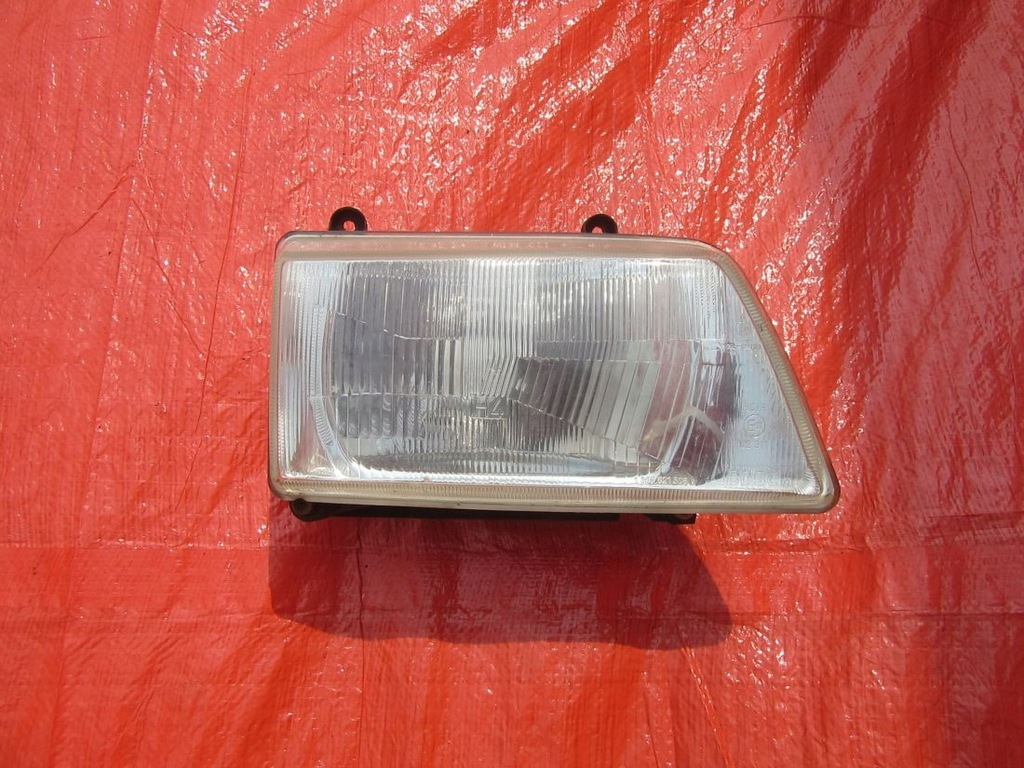 фото №1, Opel frontera a лампа правая перед bosch eu