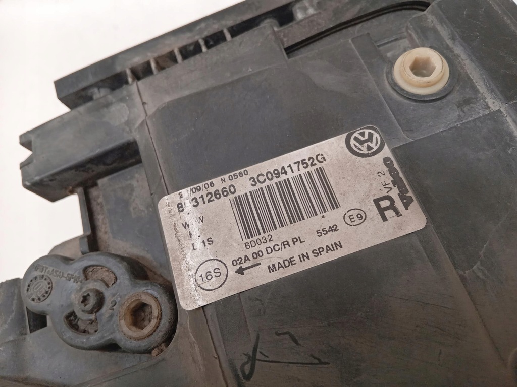 фото №7, Лампа правая перед ксенон vw passat b6