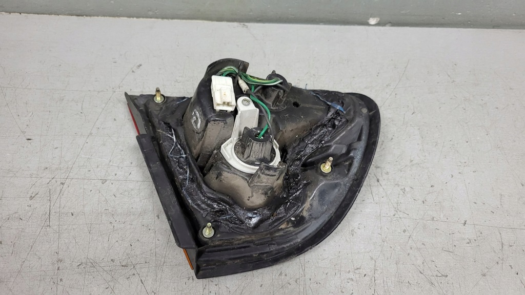 фото №5, Лампа правый задняя nissan almera n15 sedan