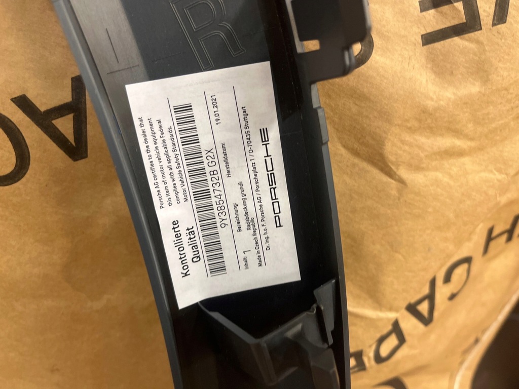 фото №7, Porsche cayenne 9y0 9y3 2018 молдинг крыла заднего