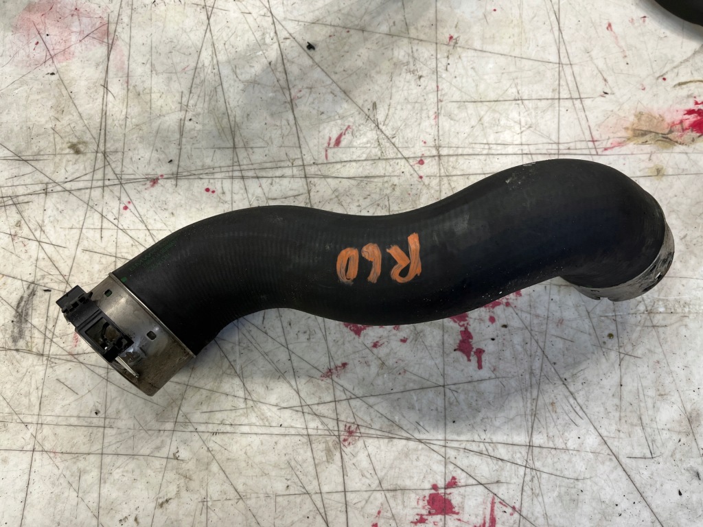 фото №2, Труба интеркулер countryman r60 2.0 d 8506720